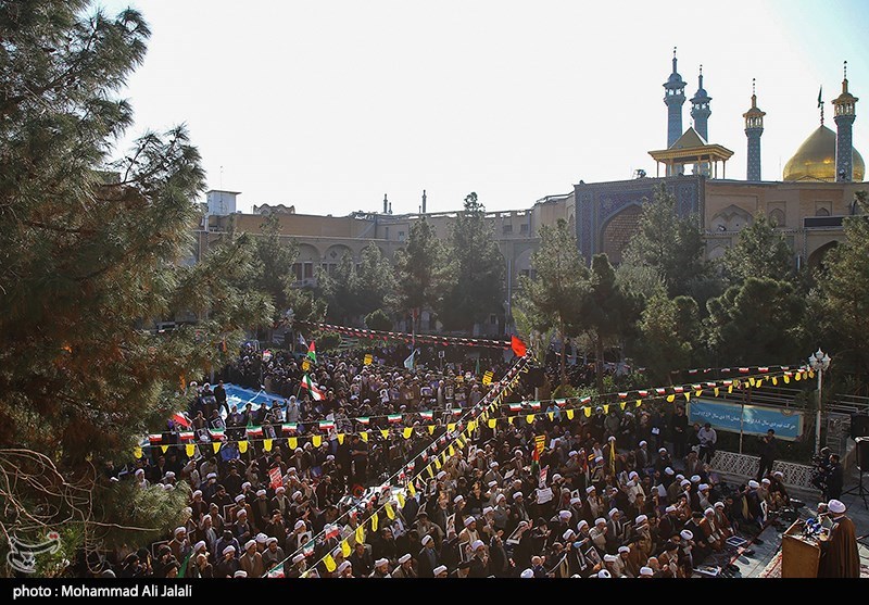 اجتماع بزرگ مردم قم در سالروز حماسه 9 دی+ تصاویر