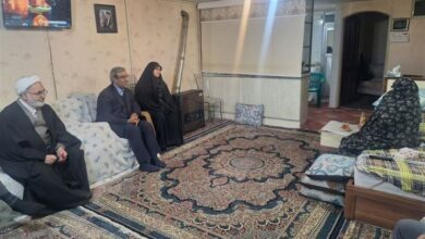 استاندار خراسان رضوی با مادر شهید رئیسی دیدار کرد