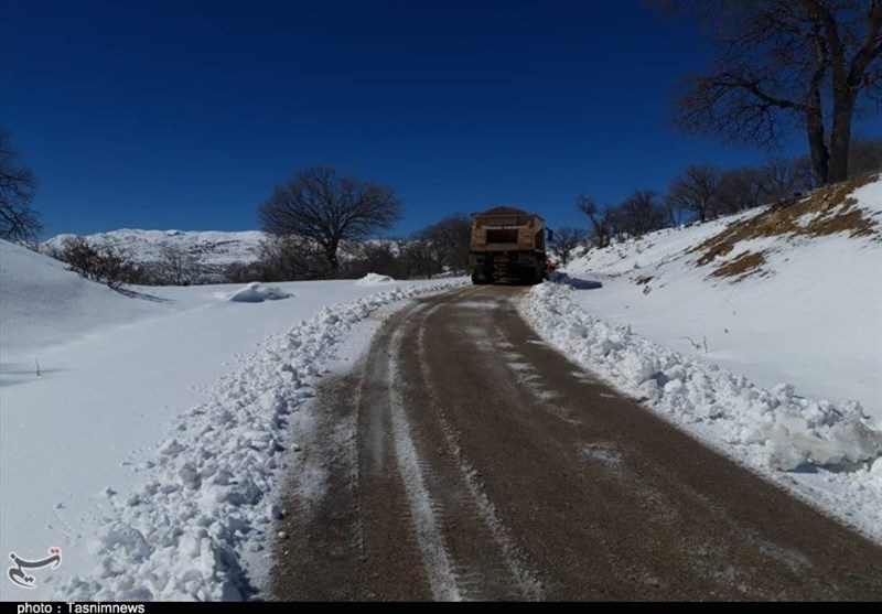 انجام 60 کیلومتر برفروبی در محورهای کرمانشاه