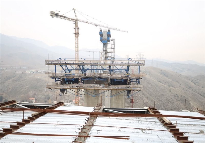 بازدید وزیر کشور از پروژههای آزادراه سلیمانی و پل B1