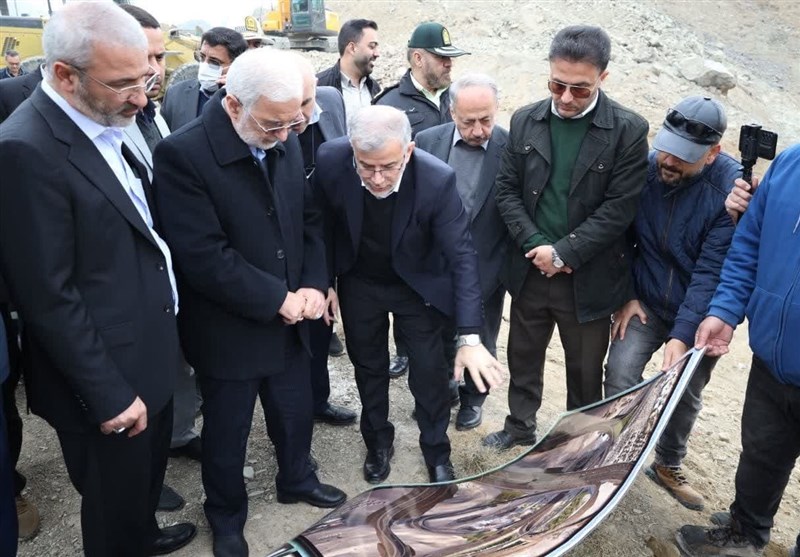 بازدید وزیر کشور از پروژههای آزادراه سلیمانی و پل B1