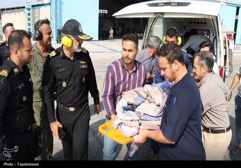 بالگرد نیروی دریایی ارتش نجاتبخش مصدومان حادثه رانندگی