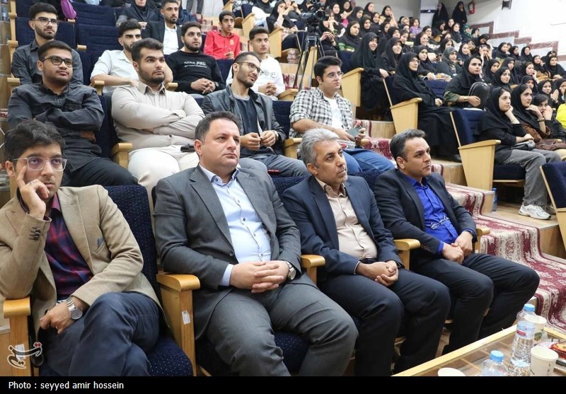 برگزاری مراسم گرامیداشت روز دانشجو در دانشگاه پیام نور بوشهر