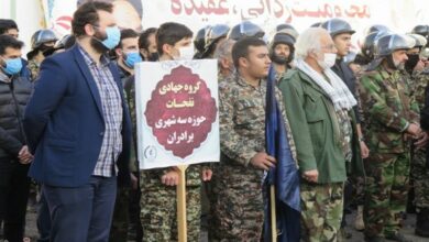 بسیجی دلش برای سرنوشت کشورش میسوزد