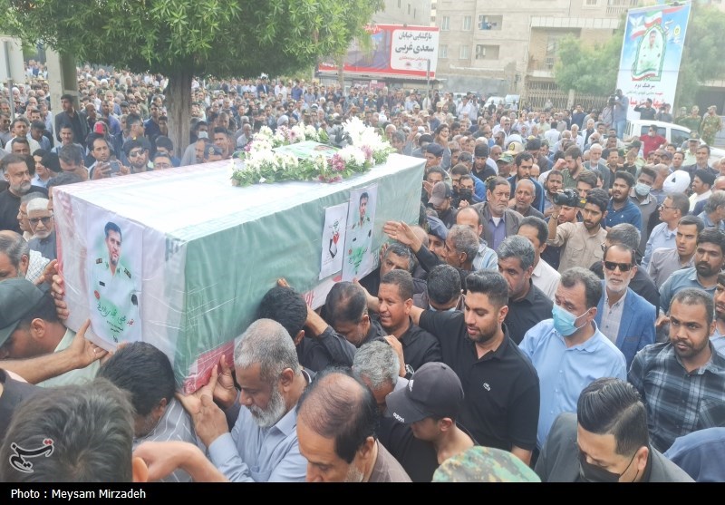 بندرعباس در سوگ شهید مدافع امنیت + تصاویر