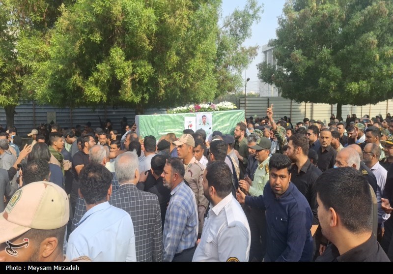 بندرعباس در سوگ شهید مدافع امنیت + تصاویر