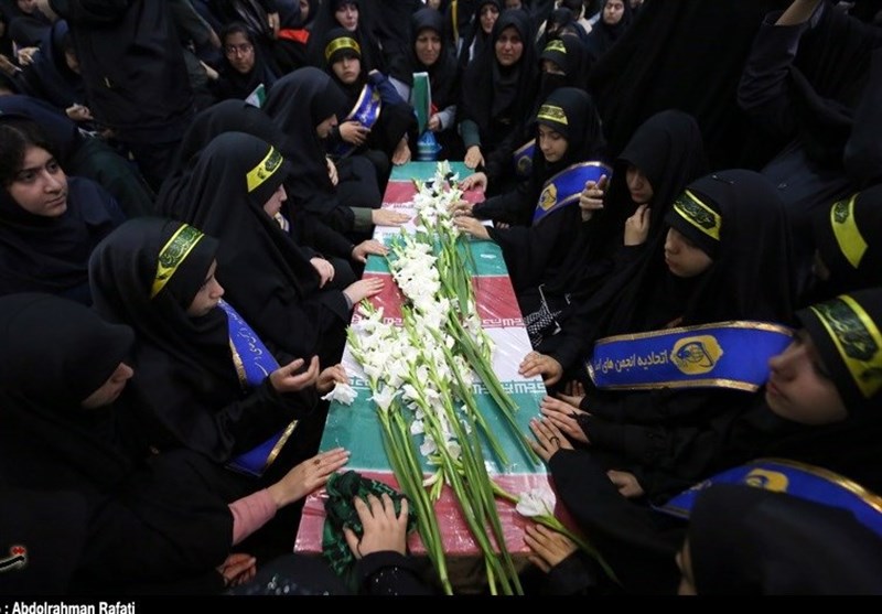 تأثیر تربیتی حضور شهدای گمنام در مدارس