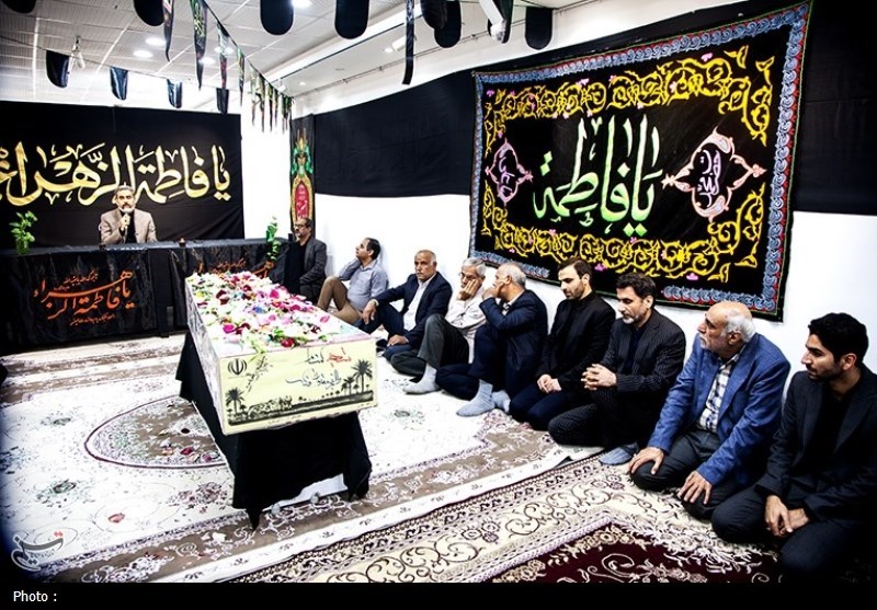 تجدید میثاق هنرمندان بوشهری با شهدای والامقام+تصاویر