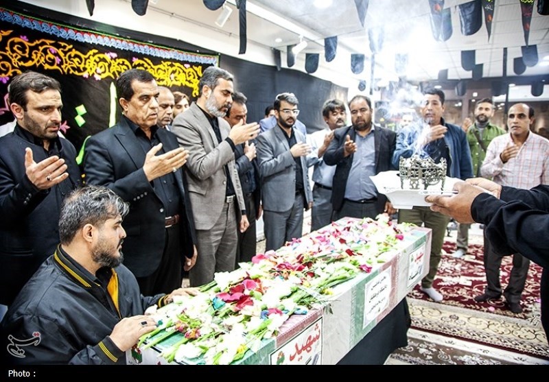 تجدید میثاق هنرمندان بوشهری با شهدای والامقام+تصاویر