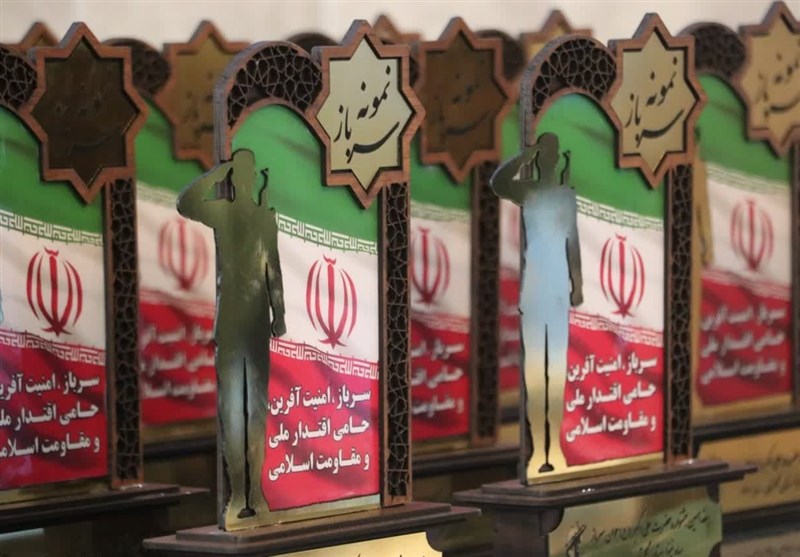 تجلیل از سربازان گلستانی در جشنواره حضرت علیاکبر(ع)