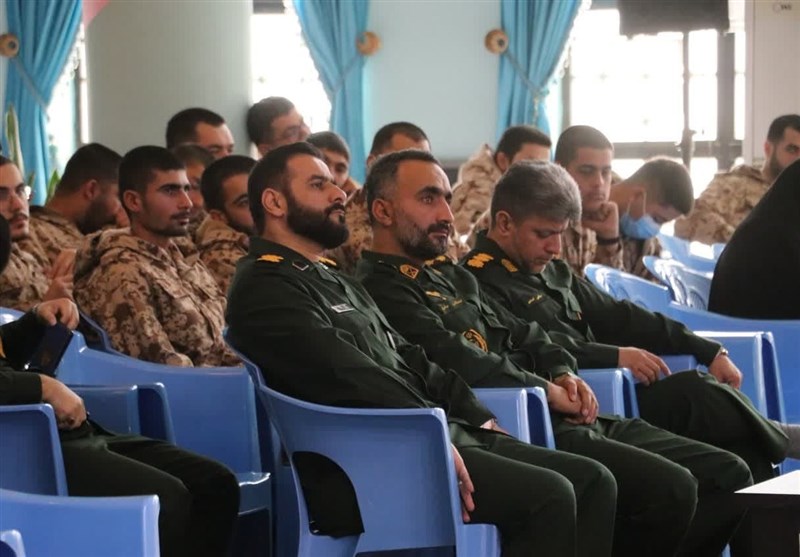 تجلیل از سربازان گلستانی در جشنواره حضرت علیاکبر(ع)