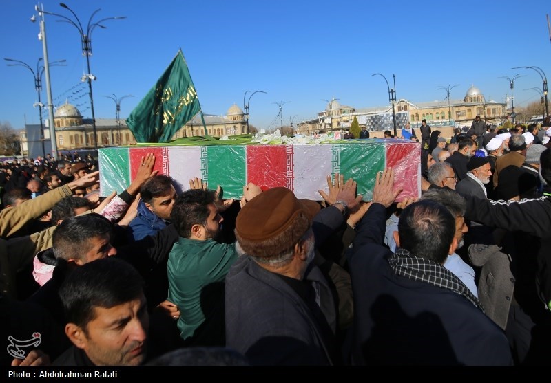 تشییع 5 لاله گلگون فاطمی در کهگیلویه و بویراحمد