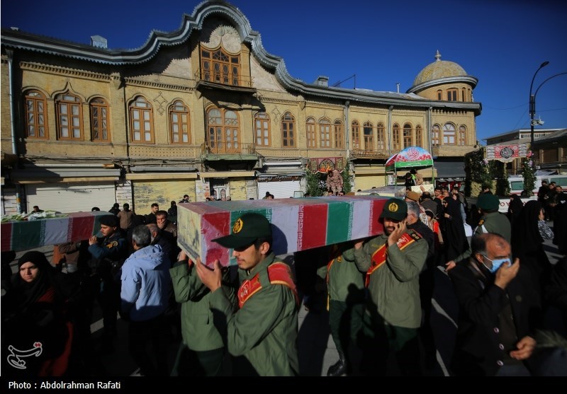 تشییع و وداع عمومی با شهدا در همدان+ تصویر