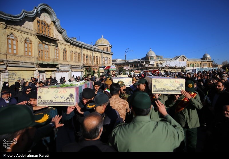 تشییع و وداع عمومی با شهدا در همدان+ تصویر