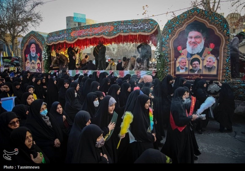 تصاویر استقبال پرشور مردم بجنورد از پیکر 6 شهید گمنام