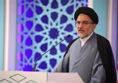 جامعه باید به فرهنگ قرآنی و فاطمی توجه ویژه داشته باشد