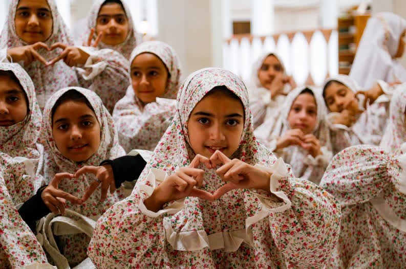 جشن تکلیف دختران در حرم امین ولایت + تصاویر