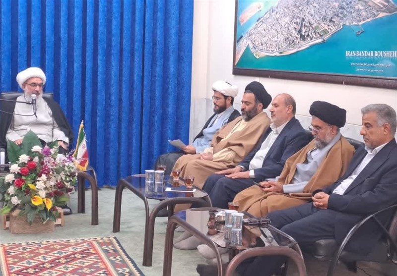 حضور باشکوه مردم در صحنه از پیامهای حماسه 9 دی است