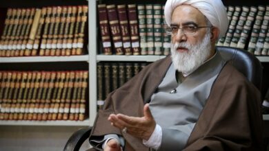 خَشیَت از حق تعالی؛ رمز موفقیت عالِم دین در راهبری مردم