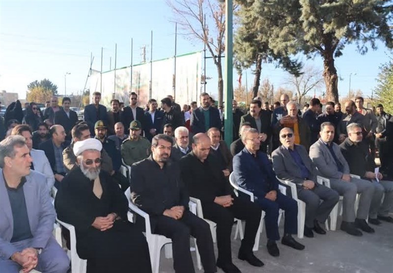 سفر یکروزه استاندار به نهاوند/کلنگزنی بزرگترین شهربازی