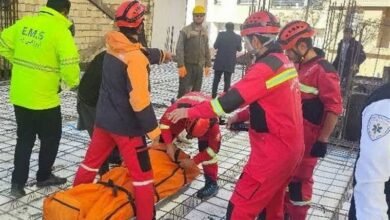 سقوط دکل پمپ بتن در شیراز با 2 کشته و یک مصدوم