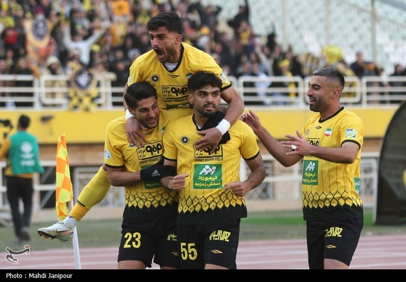 سپاهان برابر گلگهر باید حساب شده کار کند