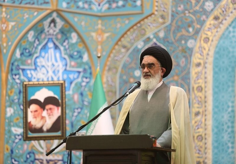 شیفتگان مذاکره بدانند به اسارت مجدد آمریکا تن نمیدهیم