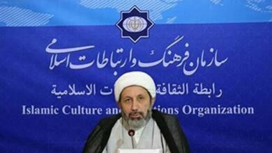 غرب دنبال تخریب نهاد خانواده است