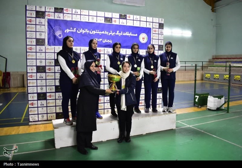 قهرمانی بانوان زنجانی در لیگ برتر بدمینتون+تصاویر