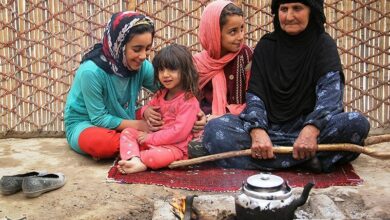 مادران روستایی و عشایر دارای 3 فرزند رایگان بیمه میشوند