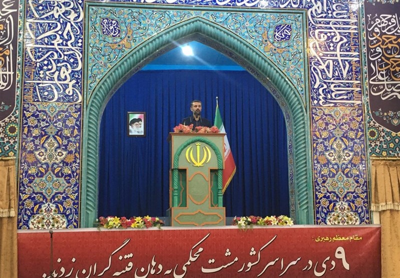 مردم با فرهنگ بصیرت فتنههای دشمنان را ناکام کردهاند