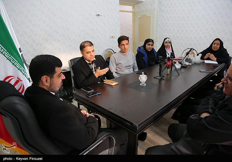 نشست قائم مقام خبرگزاری تسنیم با خبرنگاران کردستان