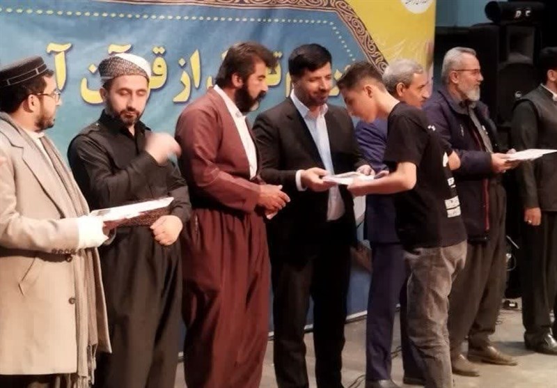 ننله سنندج پای ثابت برنامههای فرهنگی و قرآنی+تصاویر