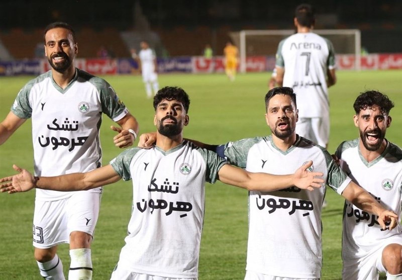 نگاهی به تقابل ذوبآهن و استقلال خوزستان؛ حساستر از همیشه