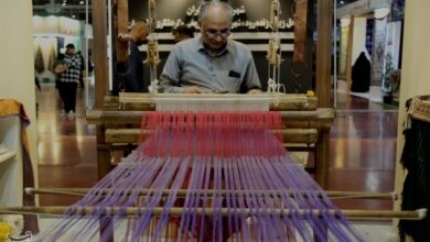 نیازمند ارزآوری در صادرات صنایع دستی هستیم