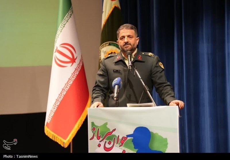 هدیه فرماندهان نظامی کرمانشاه به سربازان با نام «علی اکبر»