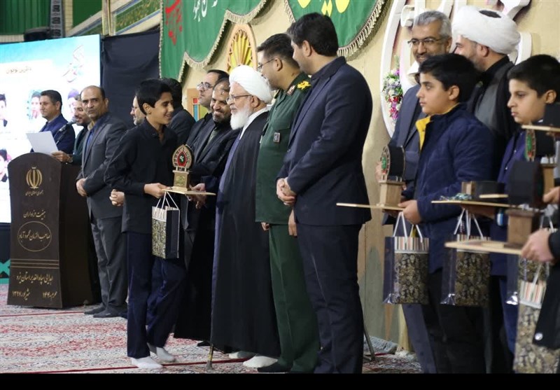 هیئتهای مذهبی بستر هویتسازی برای جوانان هستند