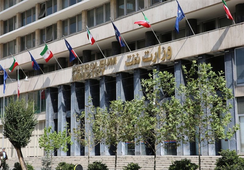 وزارت نفت به تخصیص 25 همت نفت خام به پالایشگاهها مکلف شد