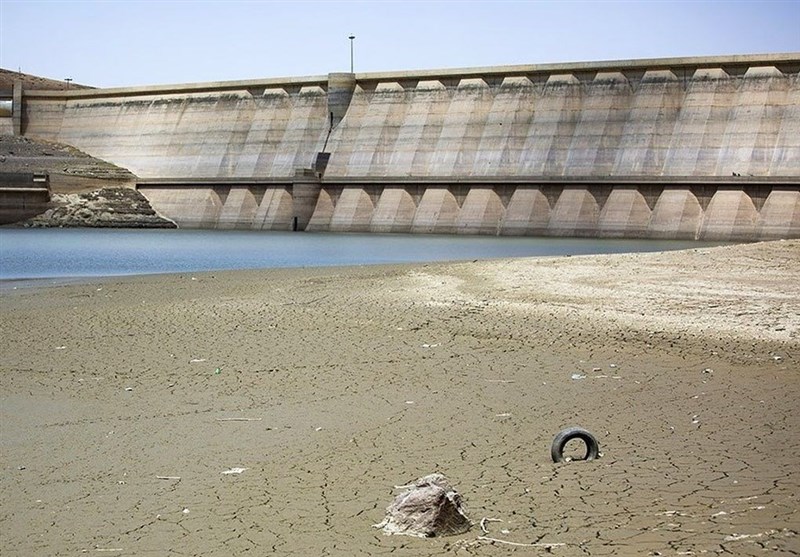 وضعیت نگرانکننده آب در قم/ کاهش 30 درصدی حجم مخزن سدها