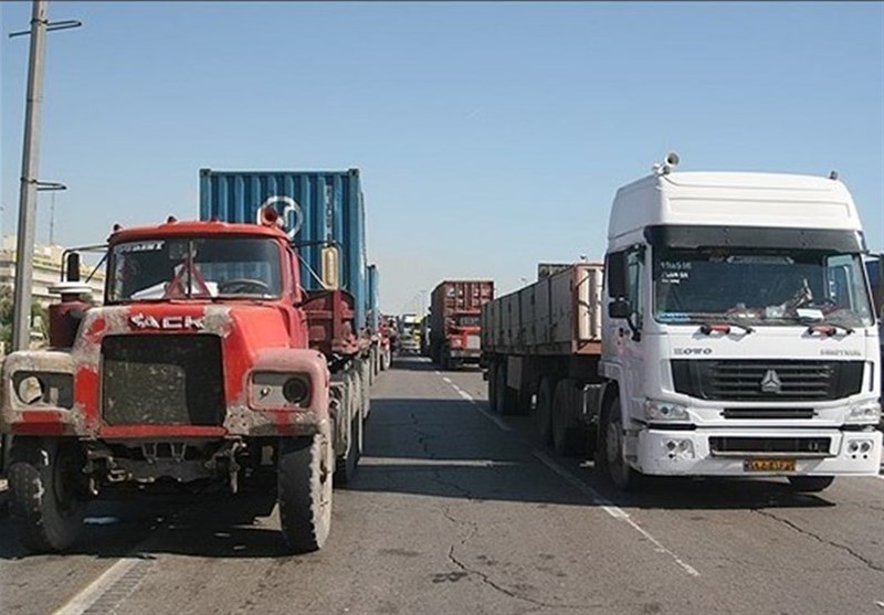 پاسخ راهداری کاشان به گلایه کامیونداران در تخصیص بار