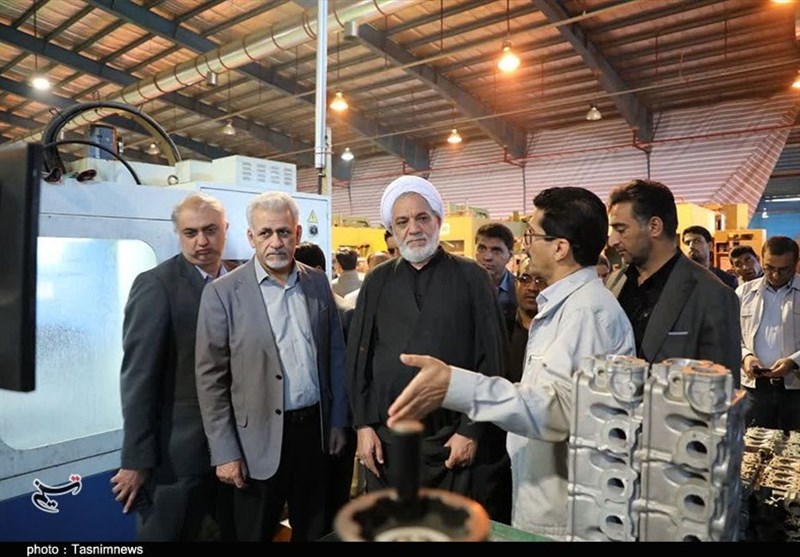 پایان مشکل 20 ساله واحد تولیدی بم و بازگشت 1000 نیرو به کار