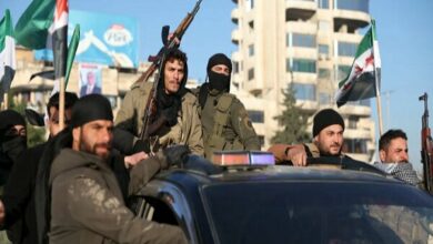 پخش نخستین بیانیه تروریستها از تلویزیون سوریه؛ کنترل کامل دمشق در دست آنها قرار گرفت