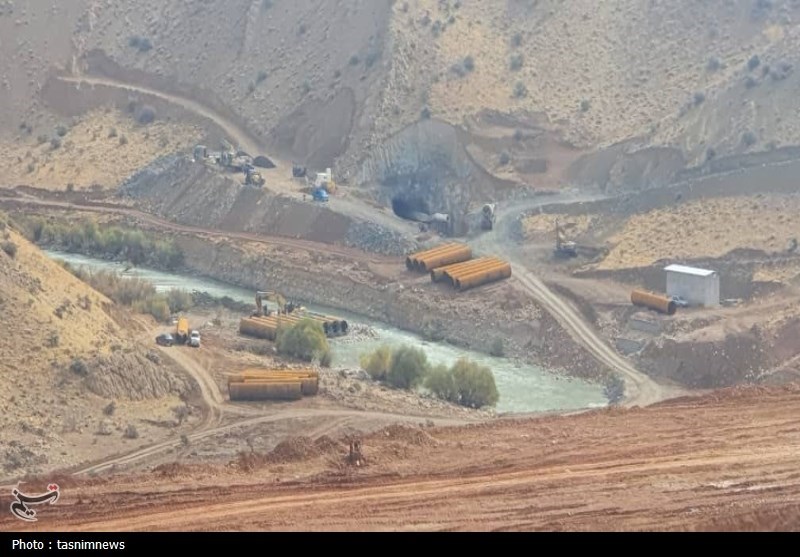 چرا عملیات سد بدون مجوز ماندگان متوقف نمیشود؟