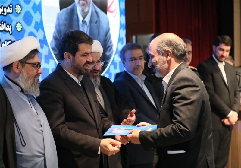 کاهش بروکراسی اداری و تامین امنیت سرمایهگذار در همدان