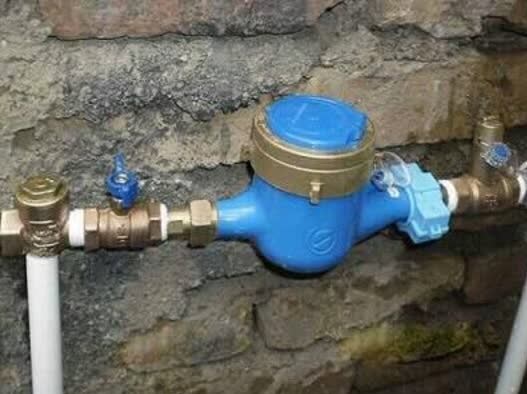 23 انشعاب آب غیرمجاز در بادرود قطع شد