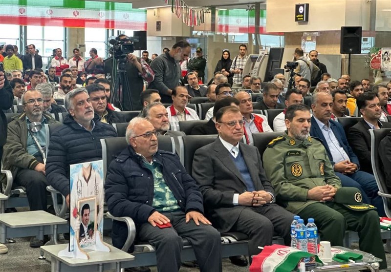 آغاز جشنهای انقلاب اسلامی در گلستان+تصویر