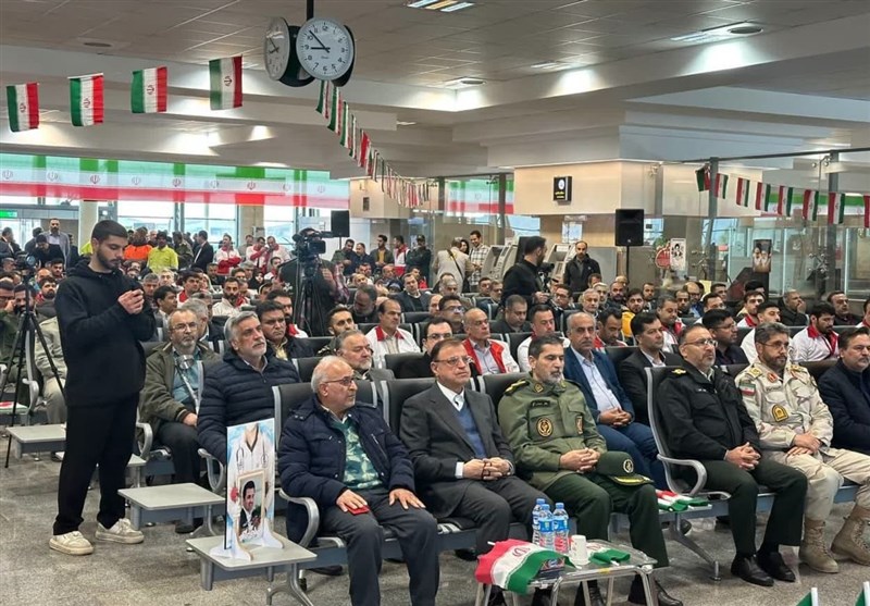 آغاز جشنهای انقلاب اسلامی در گلستان+تصویر