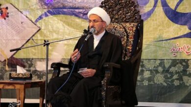 اعتکاف نورانیت را در جامعه گسترش میدهد