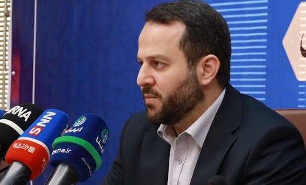 اولین اقدام دولت در واقعیسازی قیمت خودروهای وارداتی/ قیمت ۱۰ مدل خودرو کاهش یافت