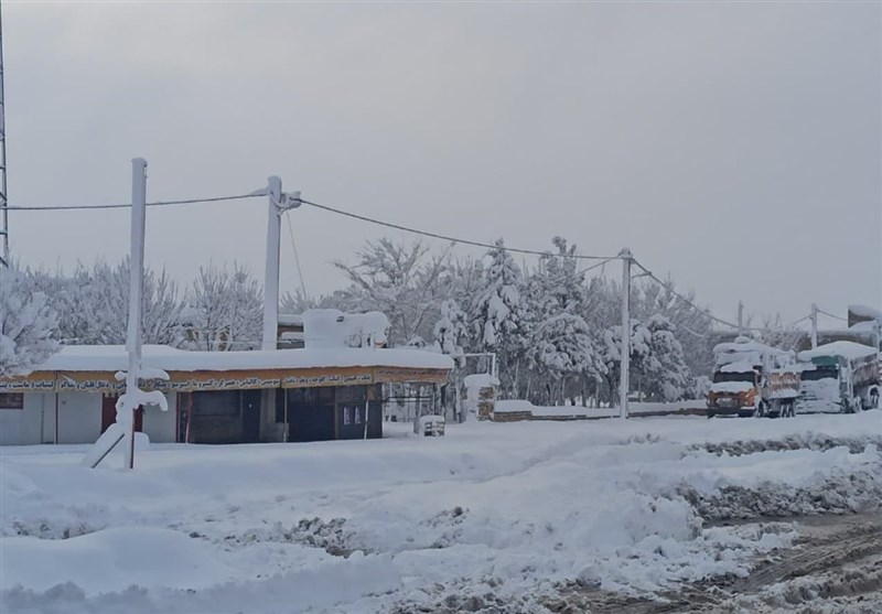 برف زمستانی استان مرکزی را سفیدپوش کرد + عکس